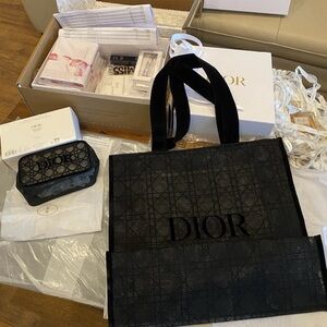 Dior GWP/vip complementary DIOR black mesh and matching logo mesh cosmetic bag